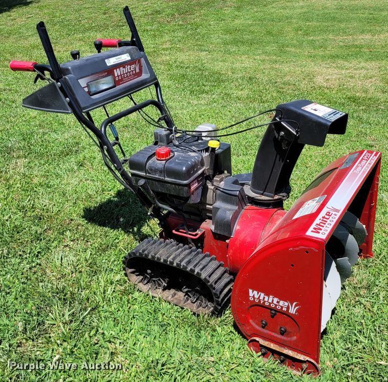 image for item NX9637 White Outdoor 955T  snow blower