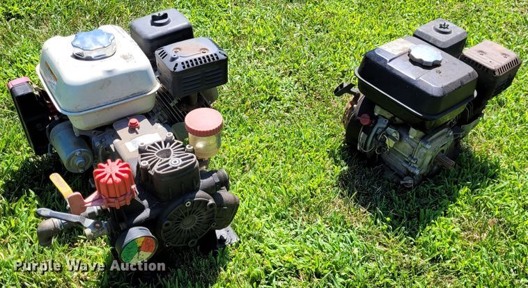 image for item NX9640 (2) Honda GX160 gas engines