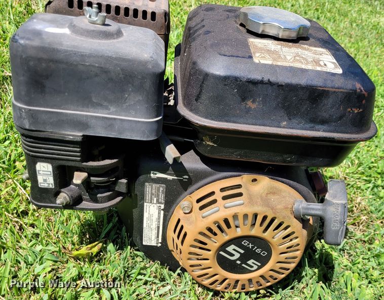 image for item NX9640 (2) Honda GX160 gas engines