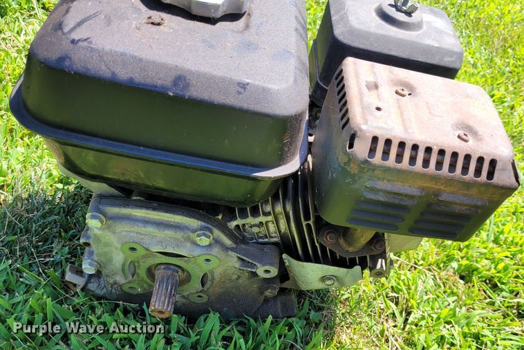 image for item NX9640 (2) Honda GX160 gas engines