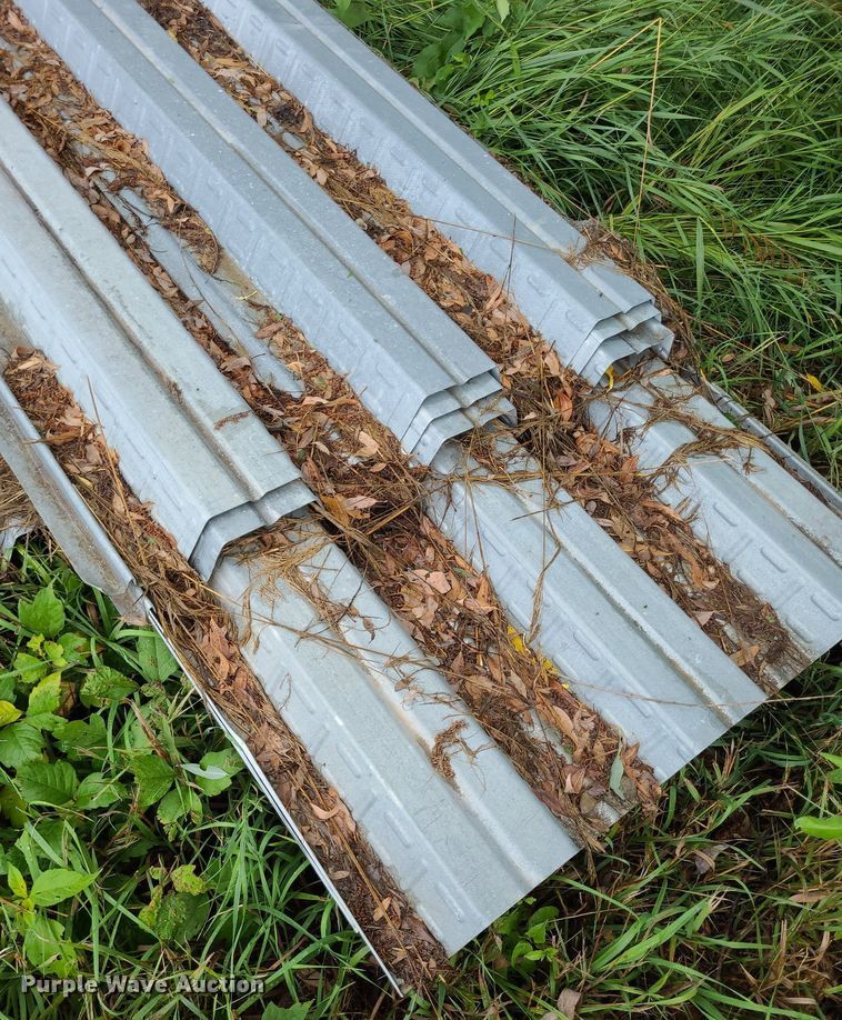 image for item NX9650 Approximately 28 concrete decking sheets