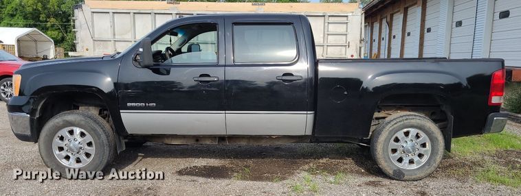 image for item NX9663 2011 GMC Sierra 2500HD  Crew Cab pickup truck