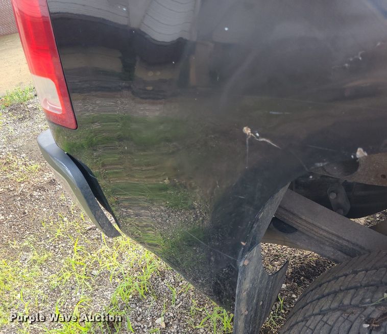 image for item NX9663 2011 GMC Sierra 2500HD  Crew Cab pickup truck