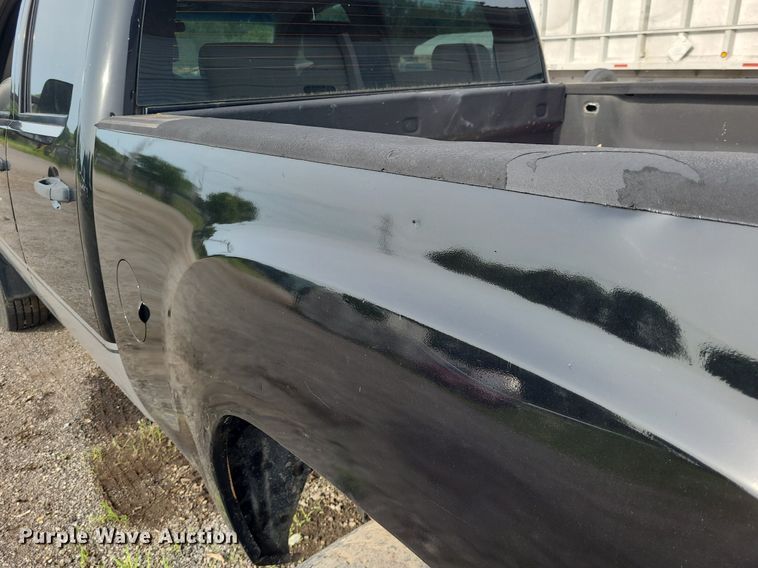 image for item NX9663 2011 GMC Sierra 2500HD  Crew Cab pickup truck