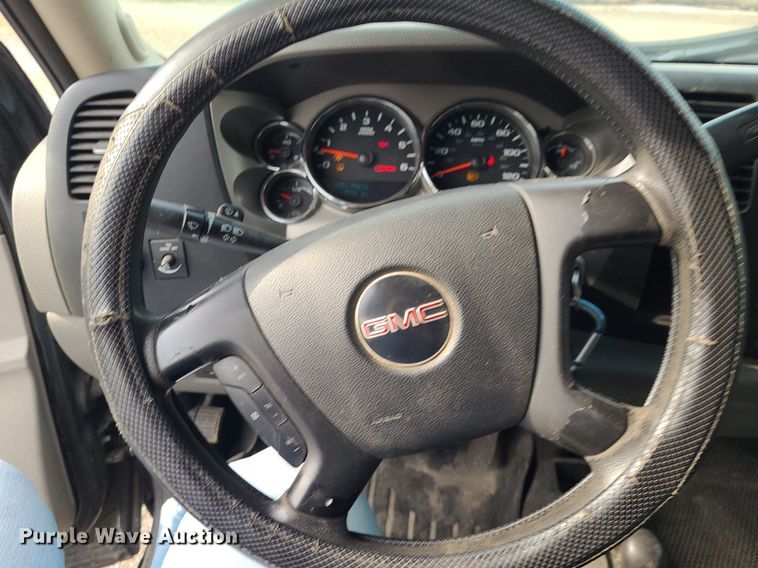 image for item NX9663 2011 GMC Sierra 2500HD  Crew Cab pickup truck