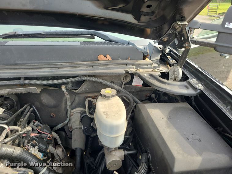 image for item NX9663 2011 GMC Sierra 2500HD  Crew Cab pickup truck