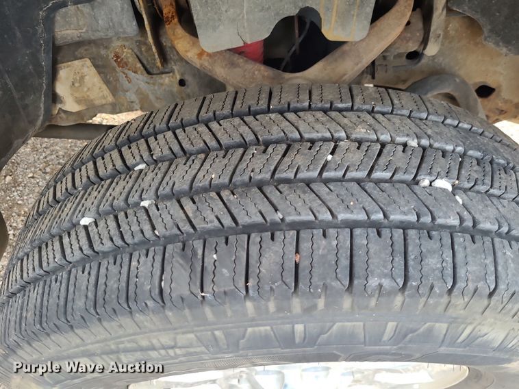 image for item NX9663 2011 GMC Sierra 2500HD  Crew Cab pickup truck