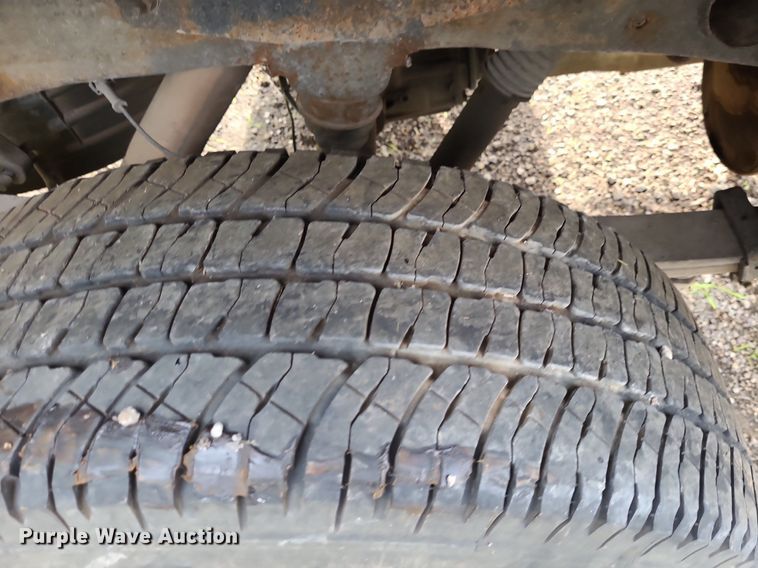 image for item NX9663 2011 GMC Sierra 2500HD  Crew Cab pickup truck