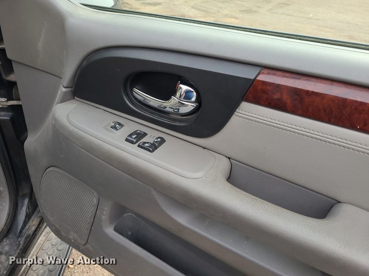 image for item NX9664 2006 GMC Envoy  SUV