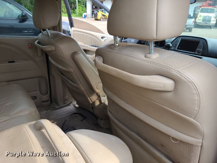 image for item NX9665 2007 Honda Odyssey  van