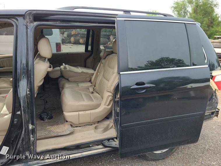image for item NX9665 2007 Honda Odyssey  van