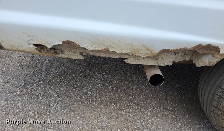 image for item NX9666 2002 Ford E350 Super Duty XL  van