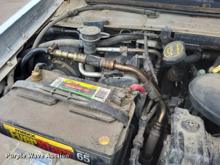 image for item NX9666 2002 Ford E350 Super Duty XL  van