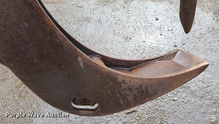 image for item NX9668 Rotobec 4642-B-CA2SP2-F5-A  log grapple