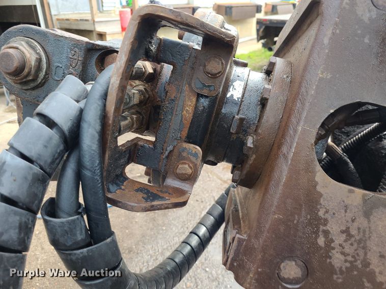 image for item NX9668 Rotobec 4642-B-CA2SP2-F5-A  log grapple