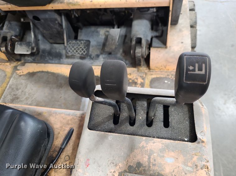 image for item NX9669 Caterpillar V50E  forklift