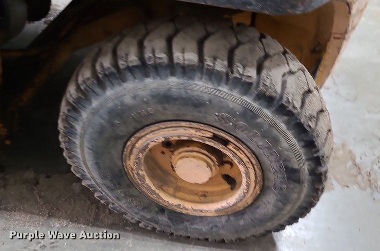 image for item NX9669 Caterpillar V50E  forklift