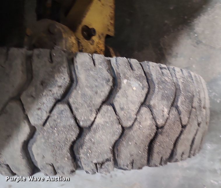 image for item NX9669 Caterpillar V50E  forklift