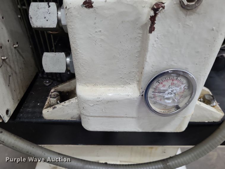 image for item NX9670 1985 Ingersoll Rand U15HSP  air compressor