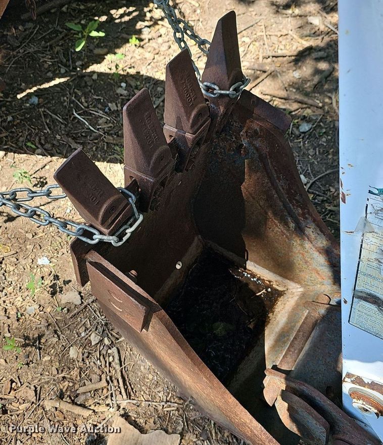 image for item NX9683 Bobcat 709FDS  skid steer backhoe