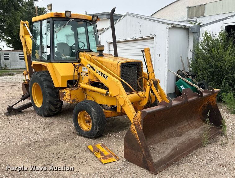 image for item NY9217 1988 John Deere 310C  backhoe