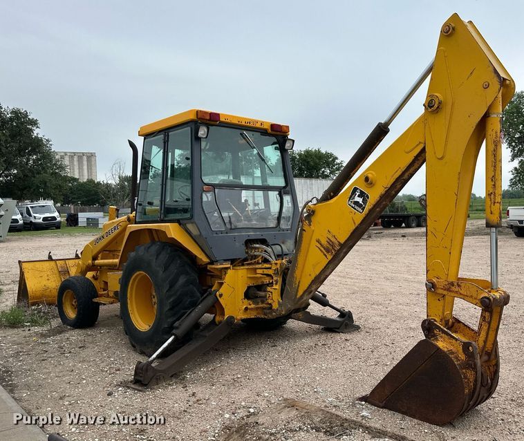 image for item NY9217 1988 John Deere 310C  backhoe
