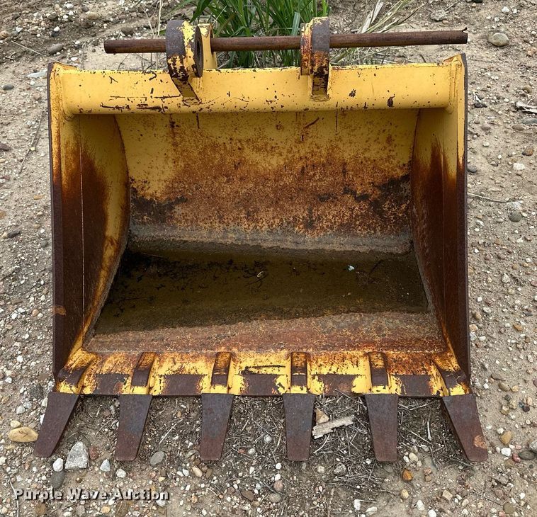 image for item NY9217 1988 John Deere 310C  backhoe