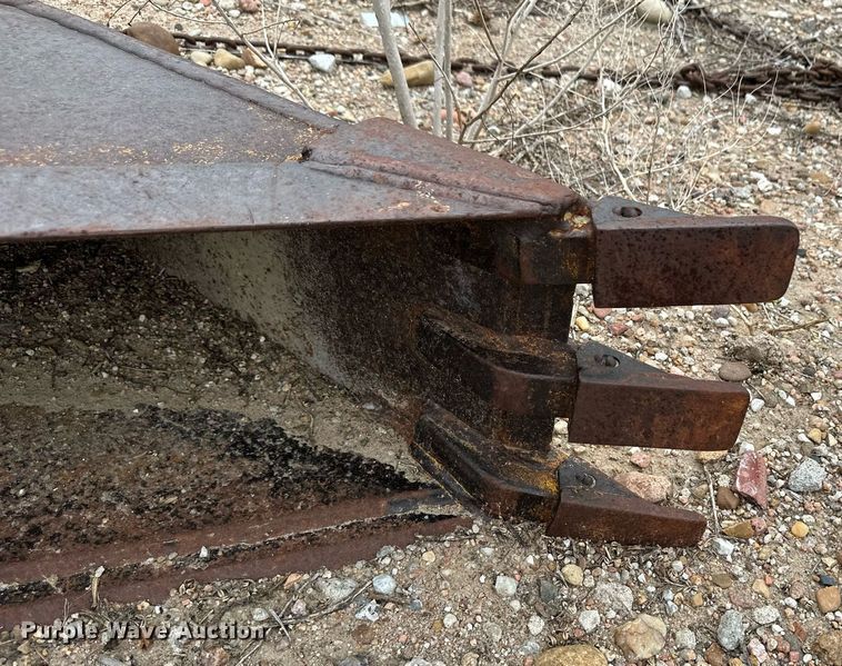 image for item NY9217 1988 John Deere 310C  backhoe