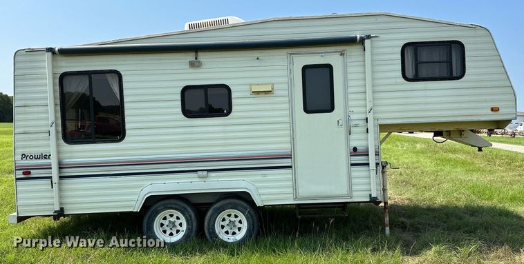 image for item OC9036 1991 Fleetwood Prowler  camper