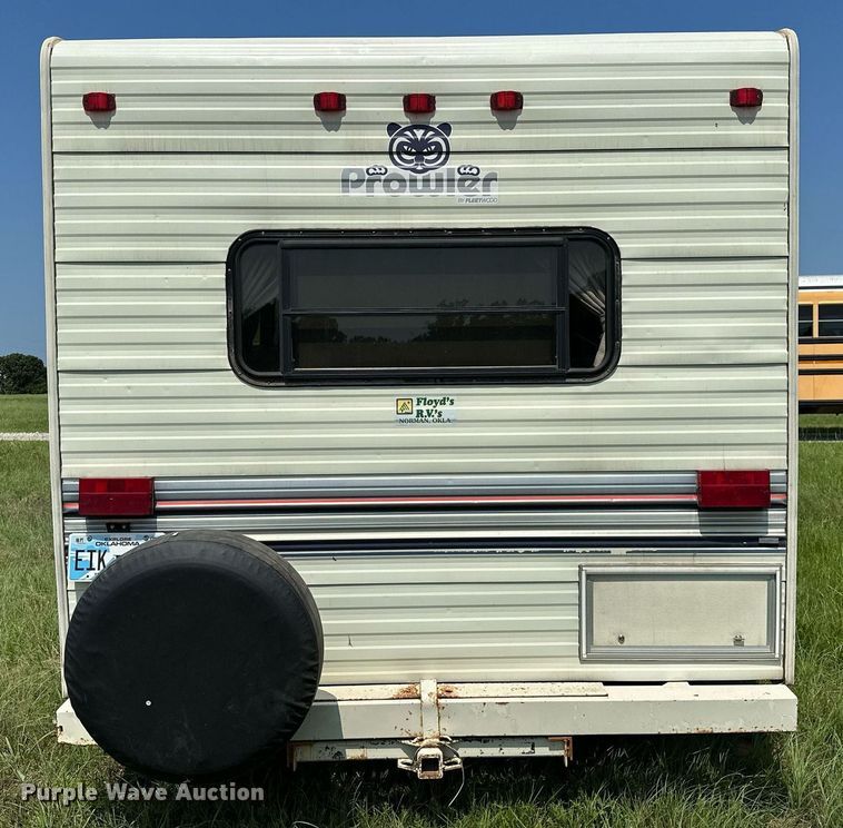 image for item OC9036 1991 Fleetwood Prowler  camper
