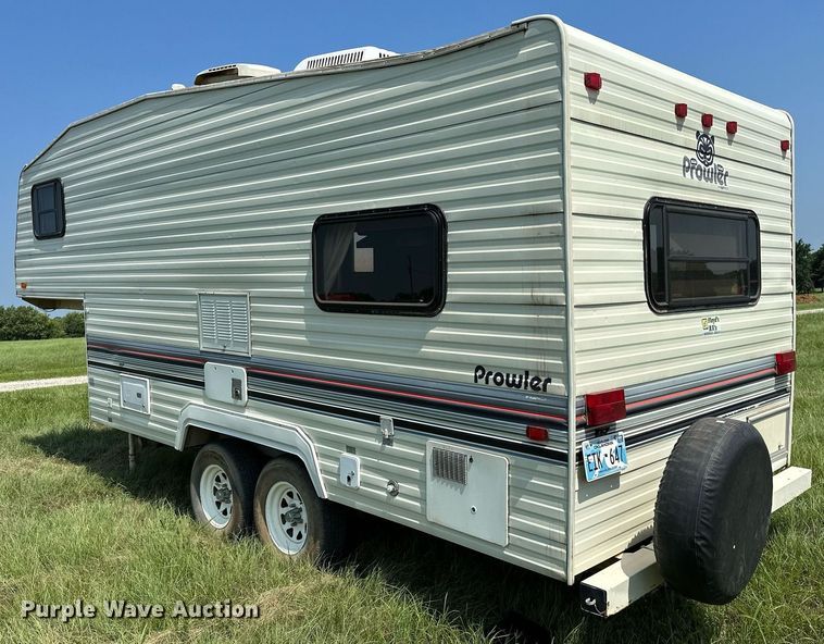 image for item OC9036 1991 Fleetwood Prowler  camper