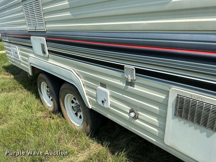 image for item OC9036 1991 Fleetwood Prowler  camper