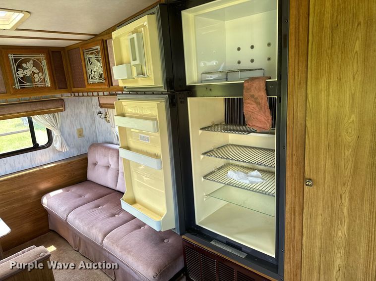 image for item OC9036 1991 Fleetwood Prowler  camper