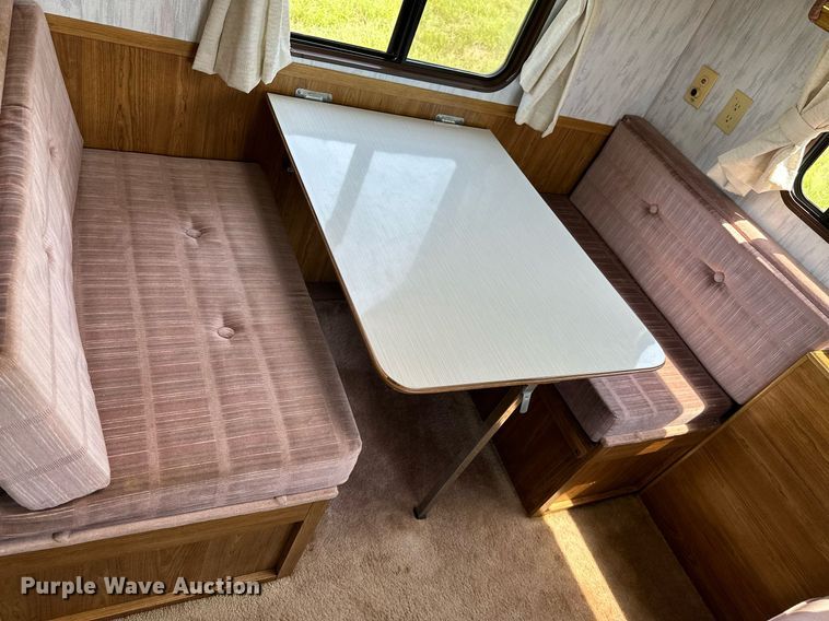 image for item OC9036 1991 Fleetwood Prowler  camper