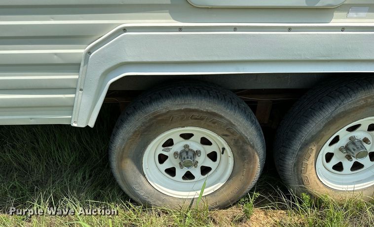 image for item OC9036 1991 Fleetwood Prowler  camper