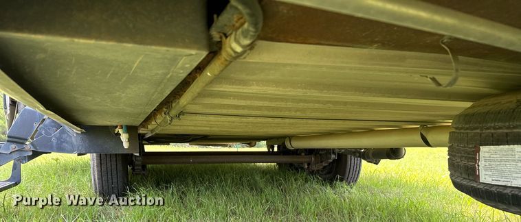 image for item OC9037 2003 Forest River Cardinal  camper