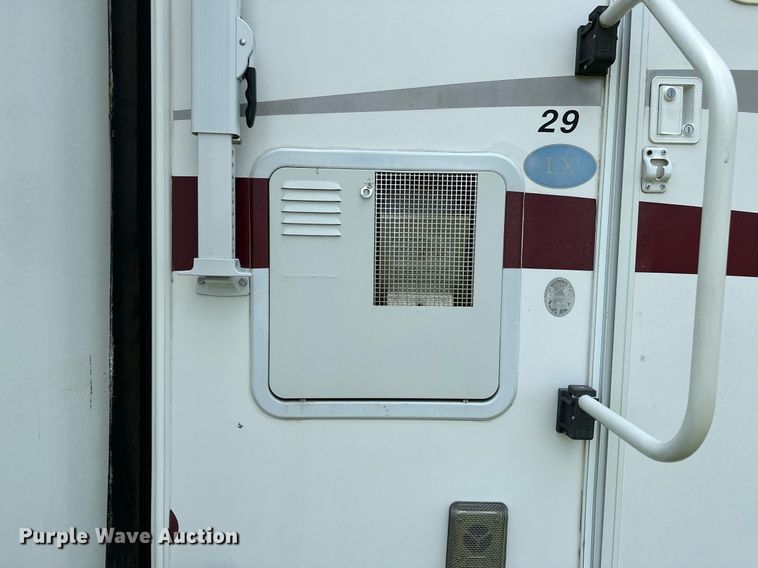 image for item OC9037 2003 Forest River Cardinal  camper