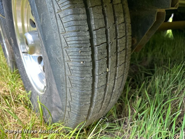 image for item OC9037 2003 Forest River Cardinal  camper
