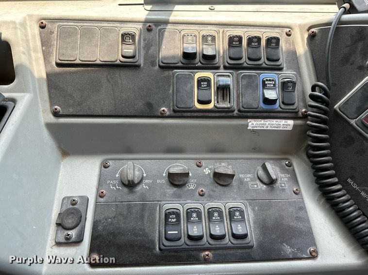 image for item OC9038 2006 Blue Bird  school bus