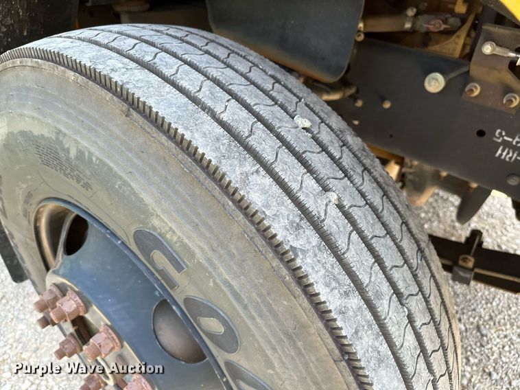 image for item OC9038 2006 Blue Bird  school bus