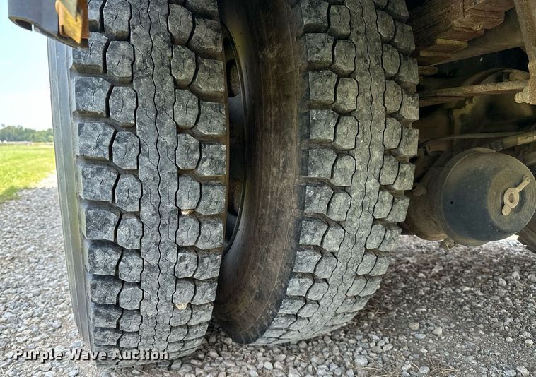 image for item OC9038 2006 Blue Bird  school bus