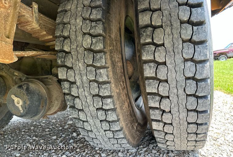 image for item OC9038 2006 Blue Bird  school bus