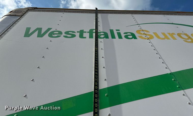 image for item OC9046 2008 Peterbilt 335  box truck