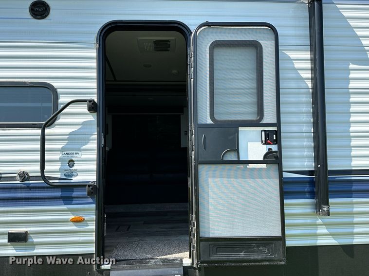 image for item OC9076 2021 Keystone Springdale  camper