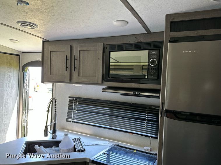 image for item OC9076 2021 Keystone Springdale  camper