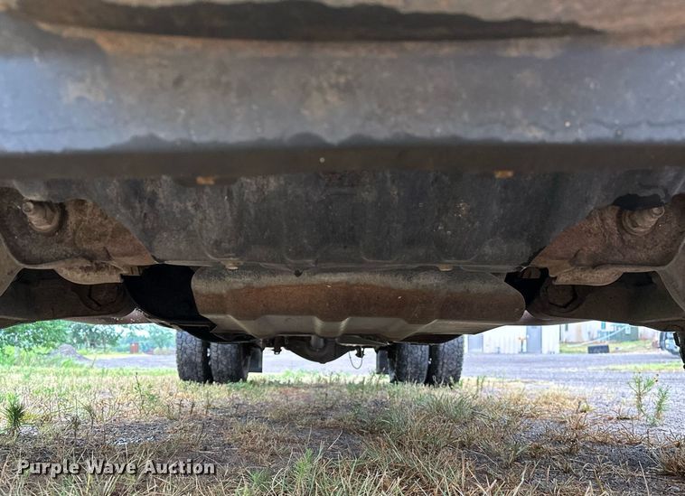 image for item OC9091 2015  Chevrolet 3500HD  flatbed pickup truck