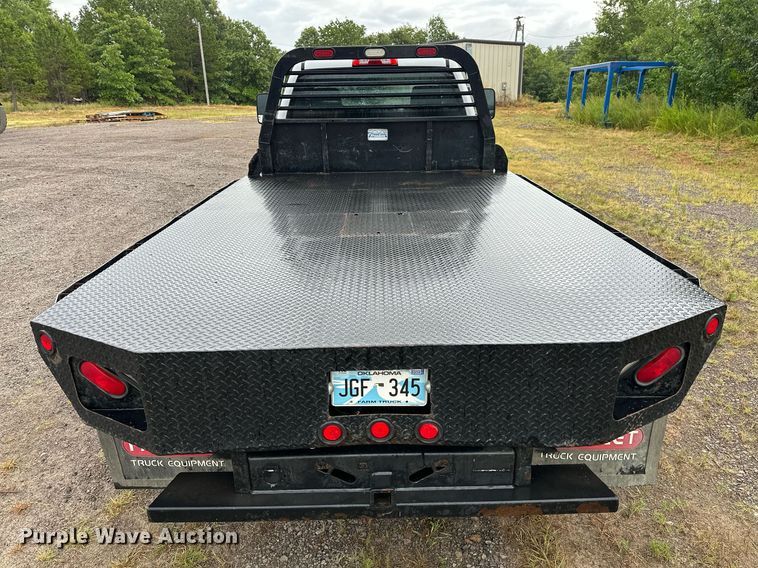 image for item OC9091 2015  Chevrolet 3500HD  flatbed pickup truck