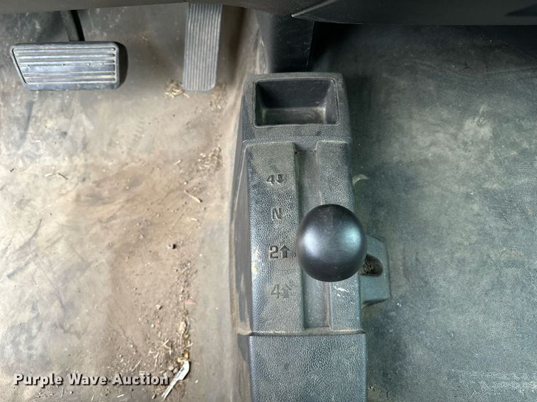 image for item OC9091 2015  Chevrolet 3500HD  flatbed pickup truck