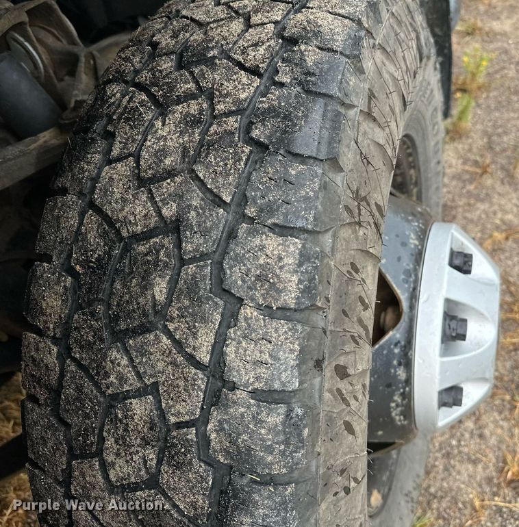 image for item OC9091 2015  Chevrolet 3500HD  flatbed pickup truck