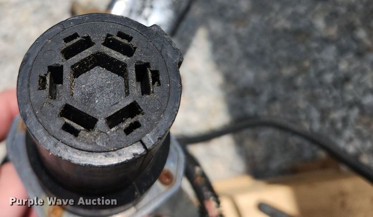 image for item OK9606 2015 Sure Trac  enclosed cargo trailer